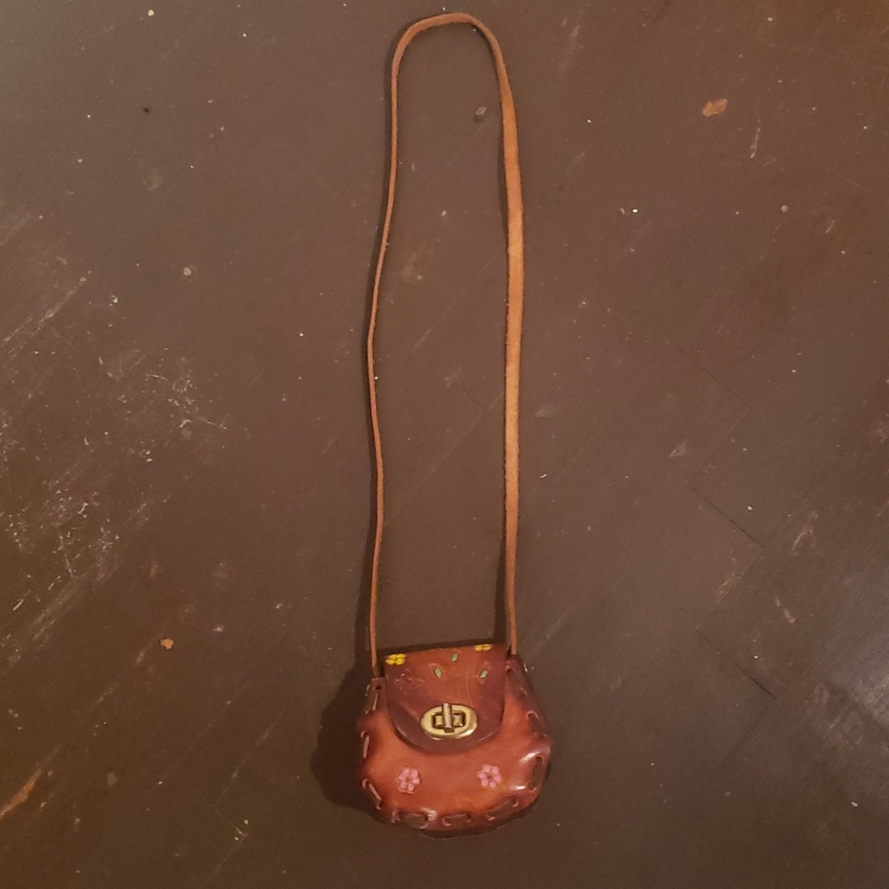 Leather Flower 🌼 purse with Mexico embroidered
